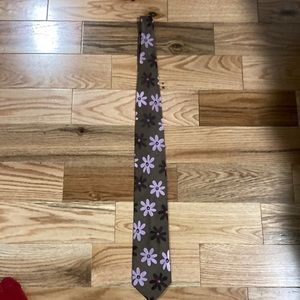 Ted Baker London brown with flower tie
